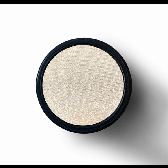 Space Case Cosmetics Highlighter Duo 👽🛸 - Picture 5 of 12